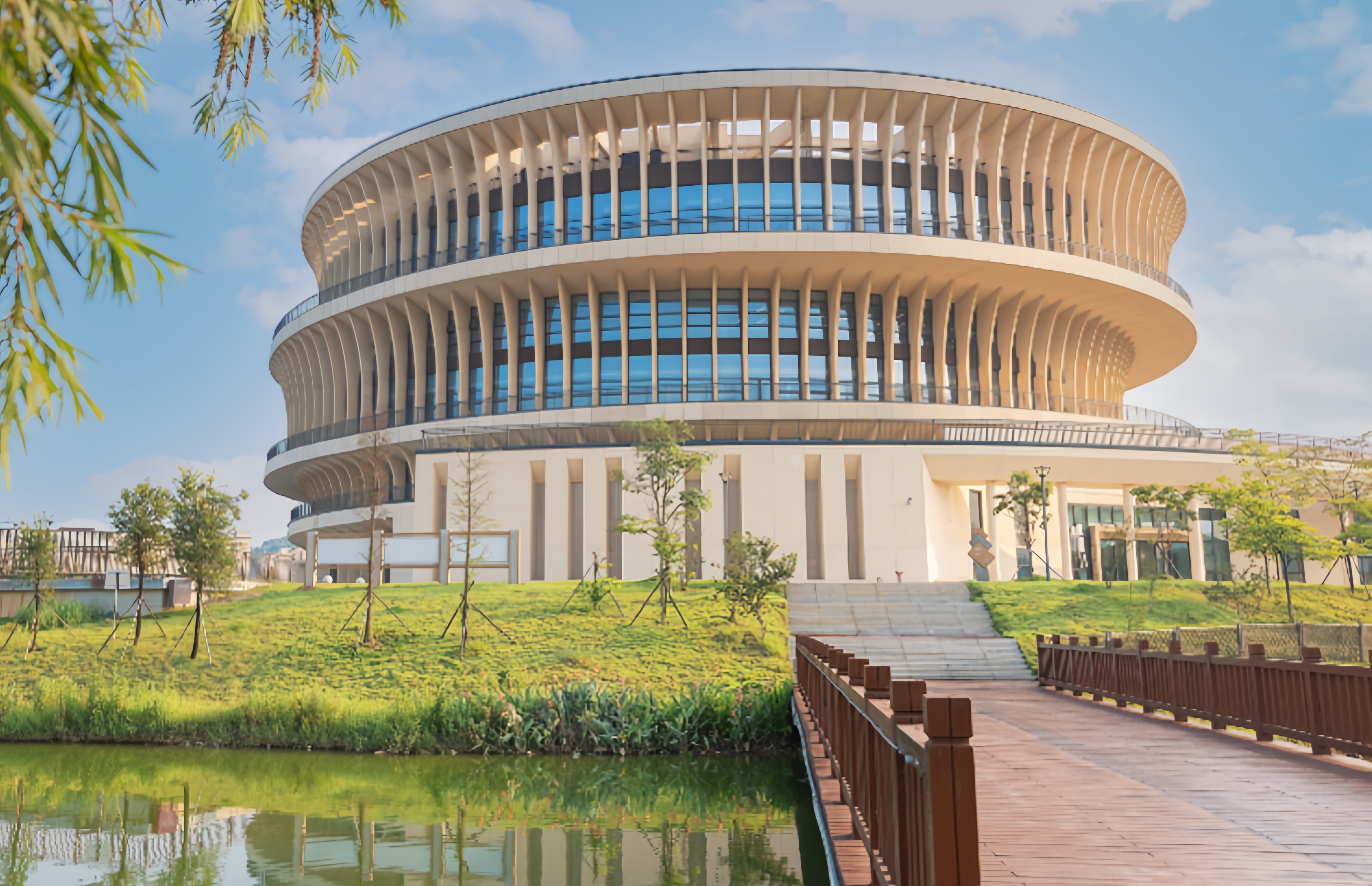 广东金融学院肇庆校区在哪个区_广东金融学院 金融大学 更名大学