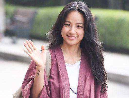 李孝利 崔成旭_韩国女艺人李孝利_李孝利素颜照
