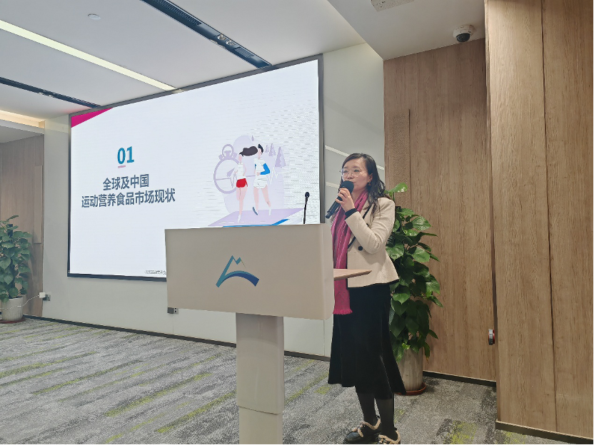 健身行业转型精耕细作趋势_2024中国运动健身行业数据报告_健身卡转让费一般多少钱