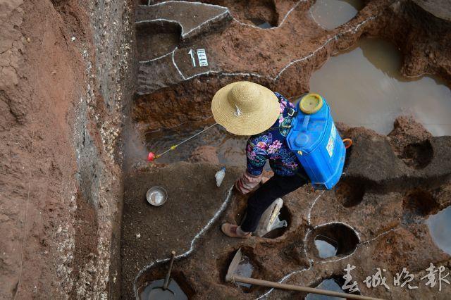 古滇人生活遗址考古研究_昆明现9口汉代水井_上西河遗址古滇国考古发现