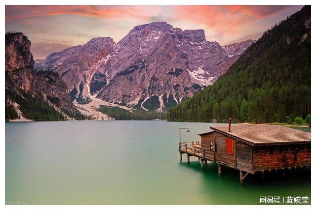 投资策略结合心理因素_领先大盘:快人一步的选股策略_MA均线战法KDJMACD选股